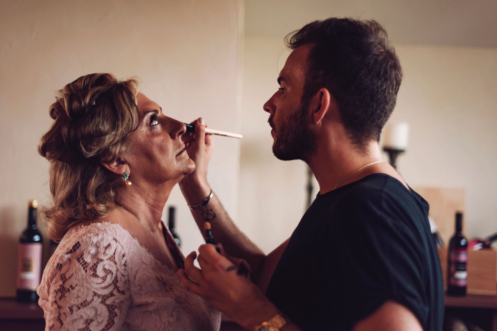 Maquillaje Invitada Perfecta para el día de la boda de su hija en Logroño en las bodegas Ijalba